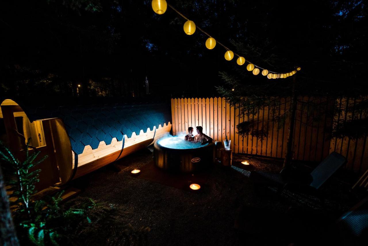 Glamping Forest Edge Камник Екстериор снимка