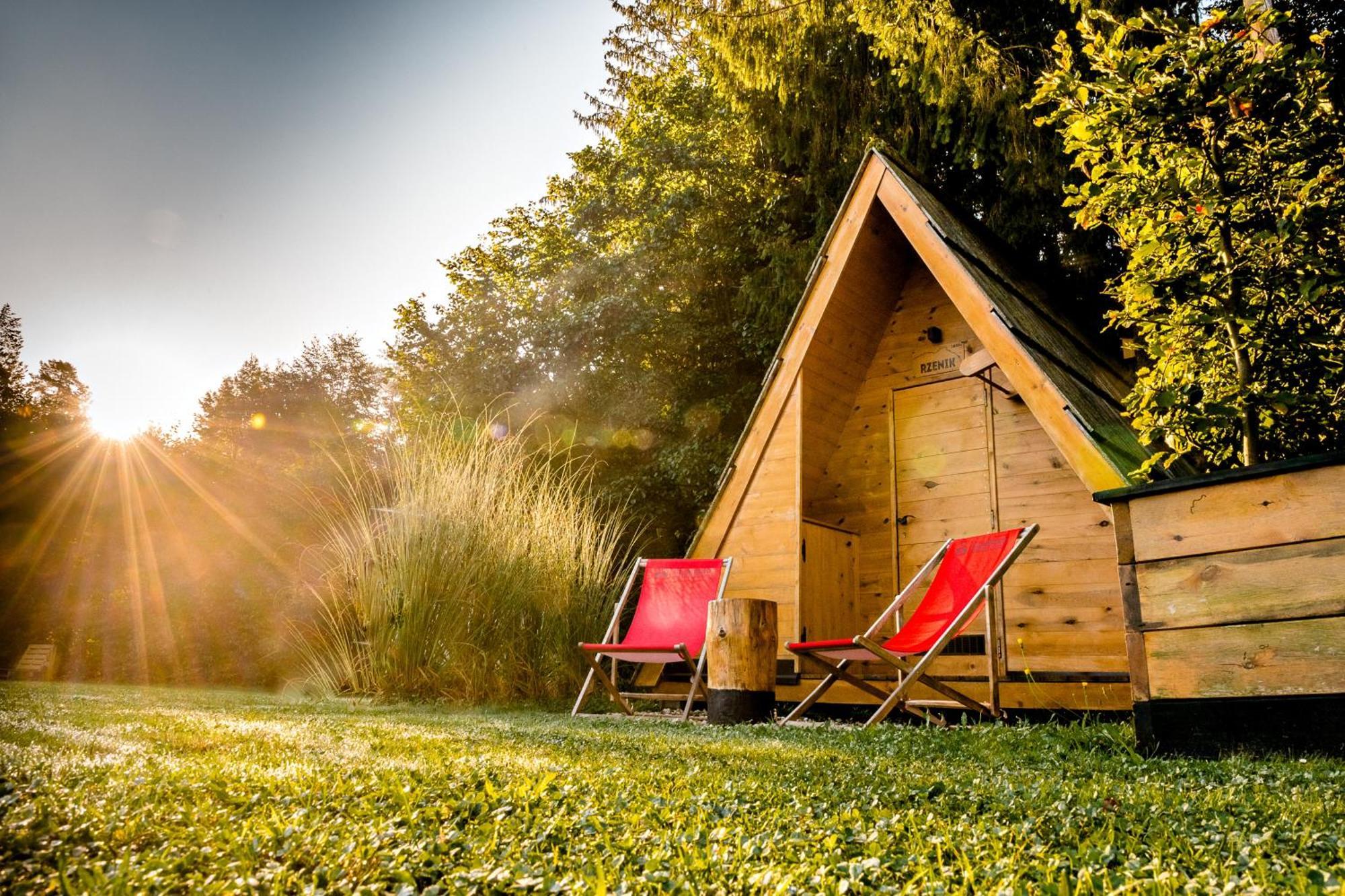 Glamping Forest Edge Камник Екстериор снимка